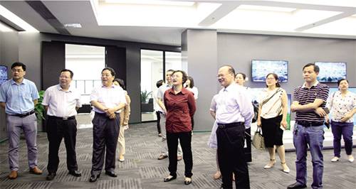 湖南省邵阳市政协副主席郭妤一行 莅临惠州工厂参观调研